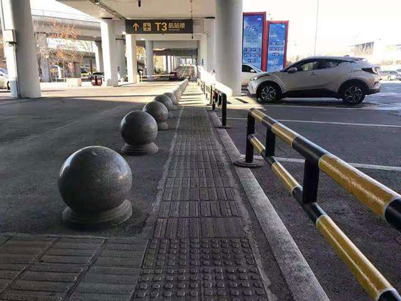 飞机场盲道条